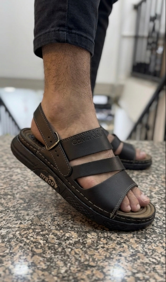 Sandale spécial