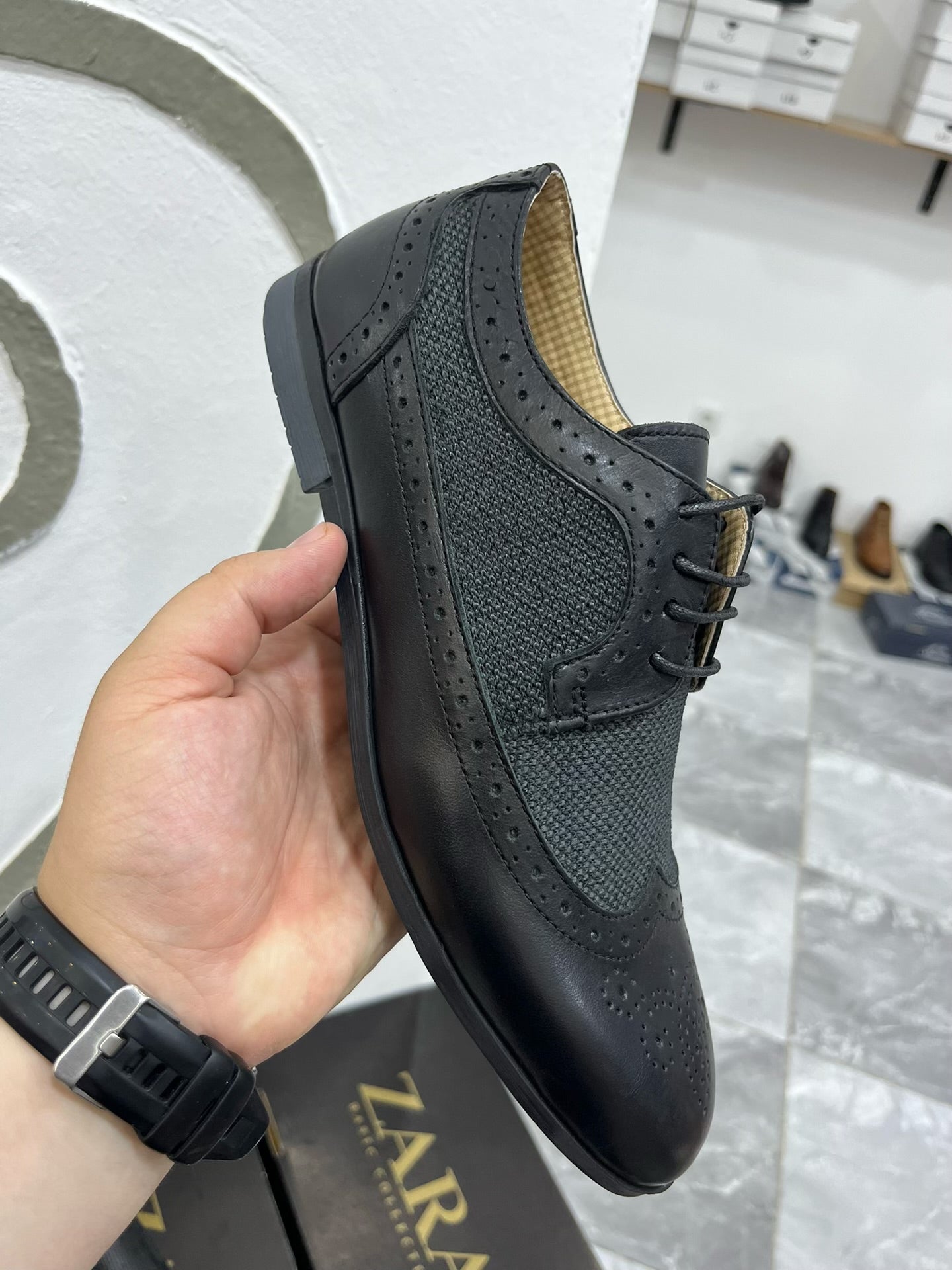 ZARA 03 AVEC LACET